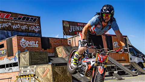 Eljays Stunt Shows at Rocky Show